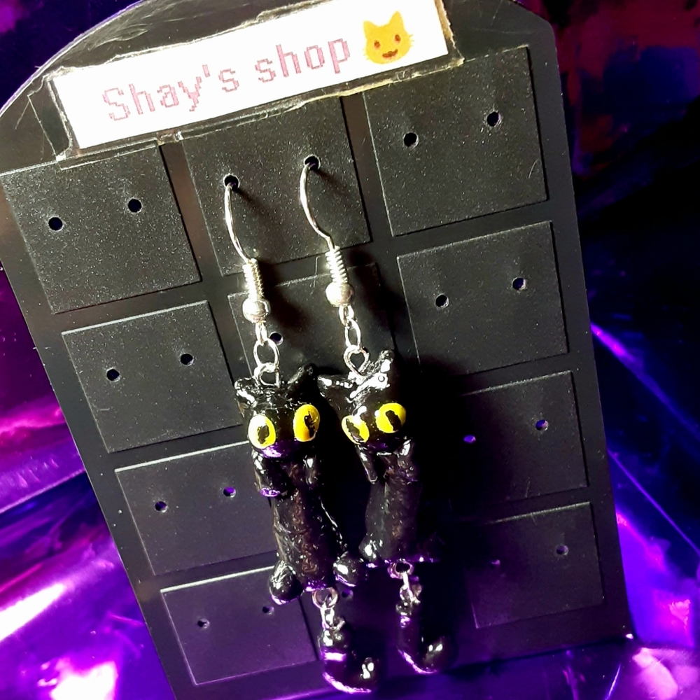 Cat earrings